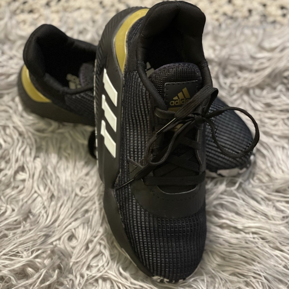 Adidas Pro Bounce (Men’s)‎